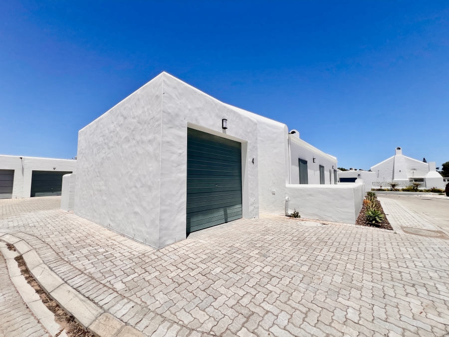 3 Bedroom Property for Sale in Paternoster Western Cape